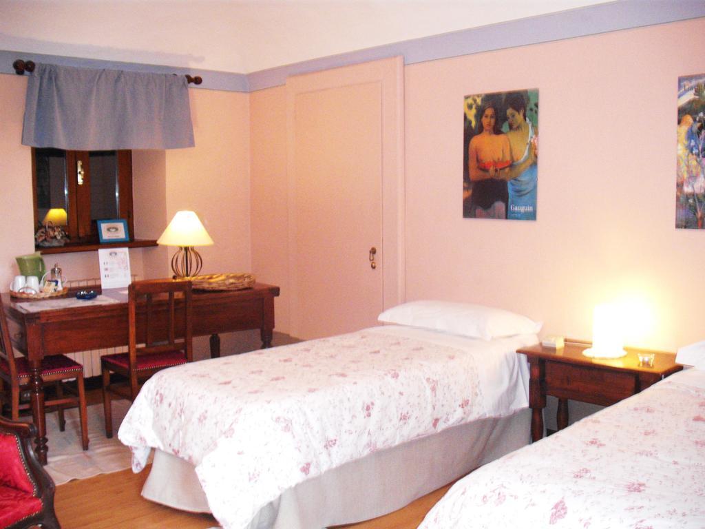 Il Glicine Bed & Breakfast Zimone Екстериор снимка